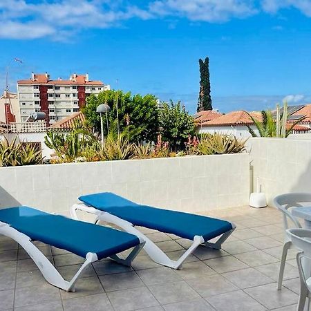 Comfy Home With Large Terrace Five Minutes From Ocean لوس كريستيانوس المظهر الخارجي الصورة